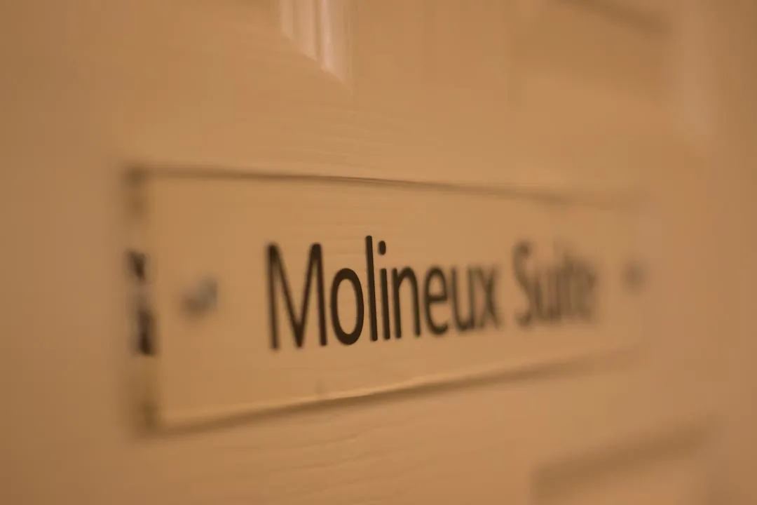 Molineux Suite